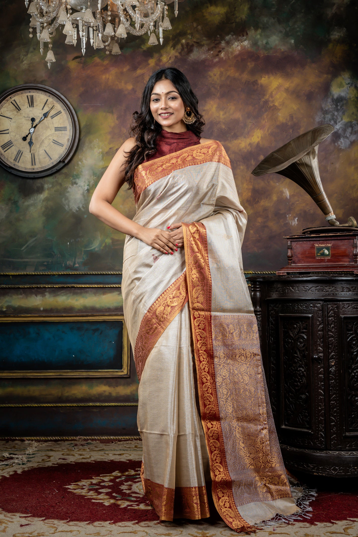 Beige and Silver dual tone Tissue Linen with Maroon Kanchipuram design Border and Pallu