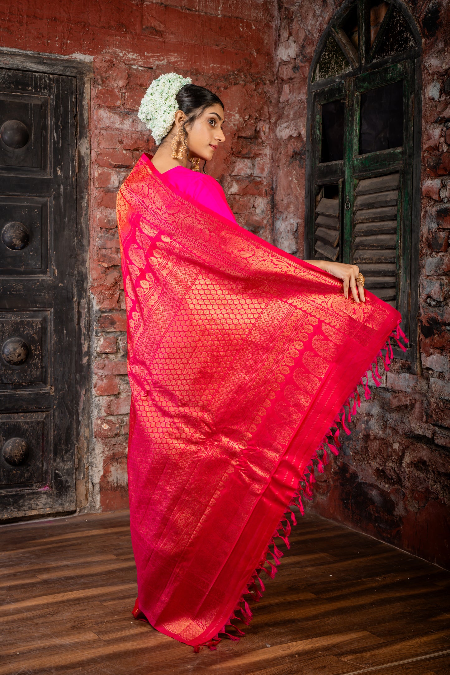 Red and All Over Zari Pure Silk Gadwal with Hot Pink Border and Pallu