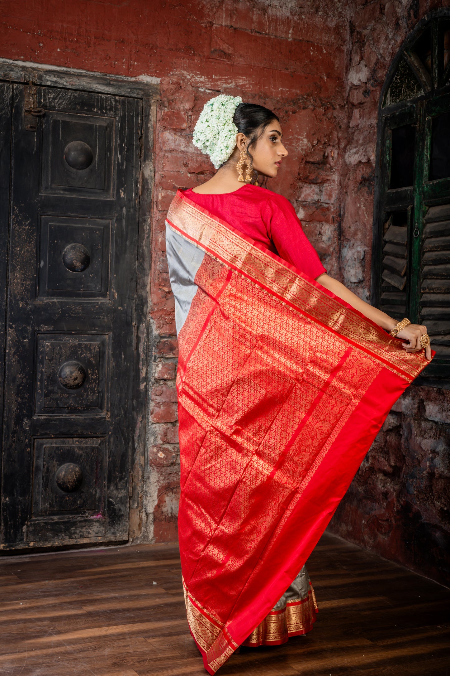 Steel Grey Kanjeevaram with Zari Buti, Red Gatti Border and Pallu